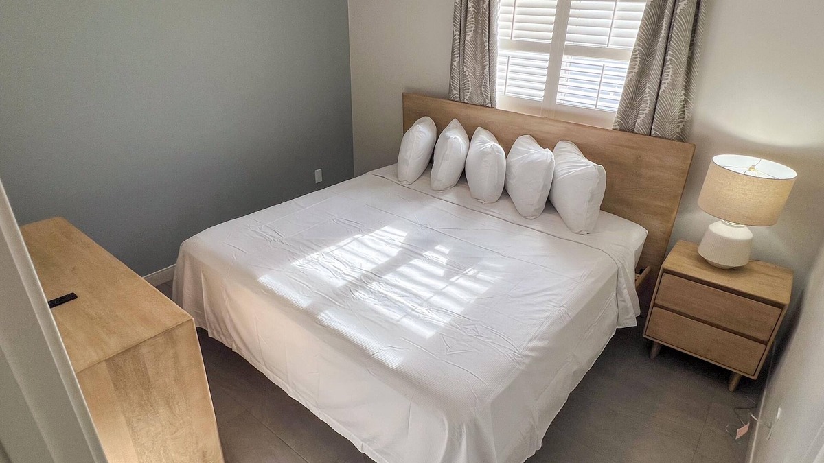 Marco Island Hotel | Two Bedroom King Villa