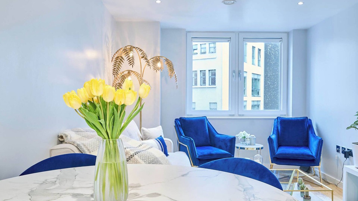 St Luke's Apartment | Two-Bedroom Luxury Flat in Central London