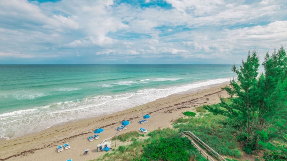 Hutchinson Island South Resort | Two Bedroom, Ocean Front, Luxury Condo, Jensen Beach, FL 3974510