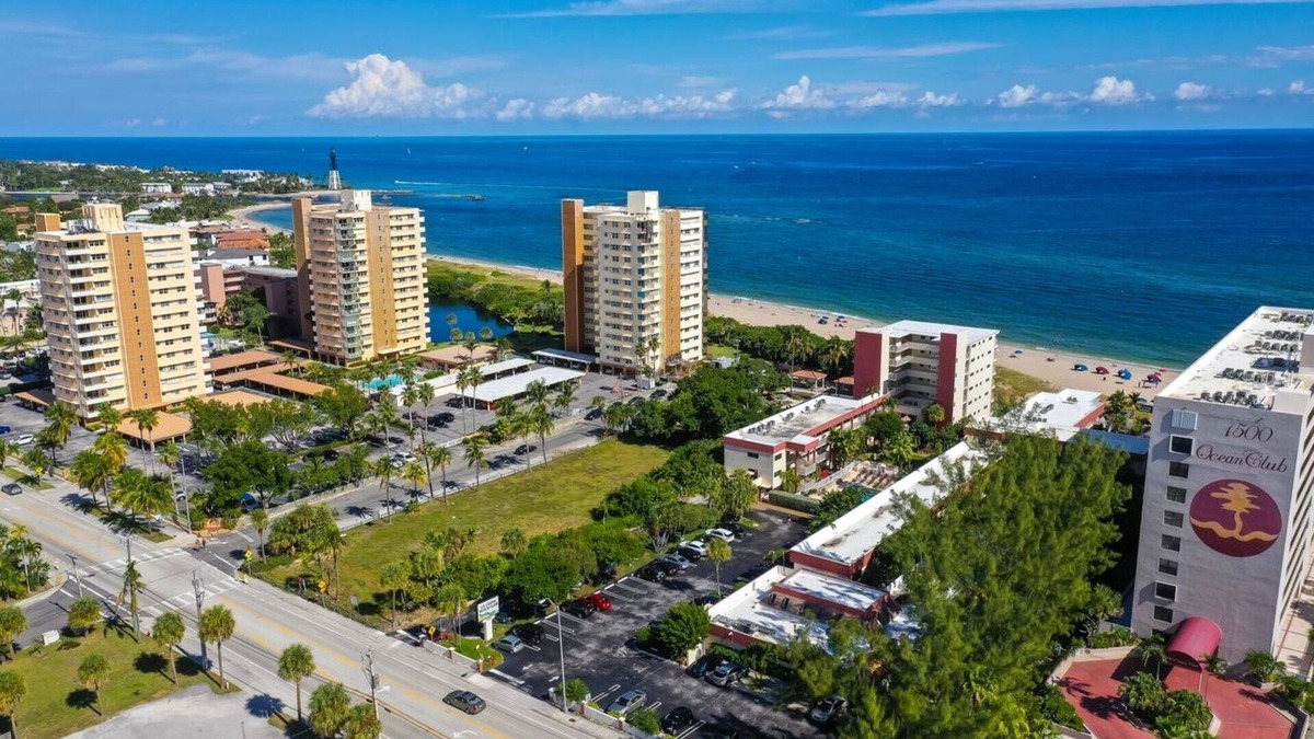 Pompano Beach Resort | Two Bedroom Pool View, Luxury Condo, Pompano Beach, Florida (3331195)