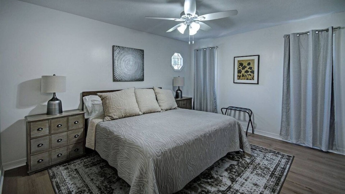 Ridgeland House | Two Bedroom Townhouse in Ridgeland