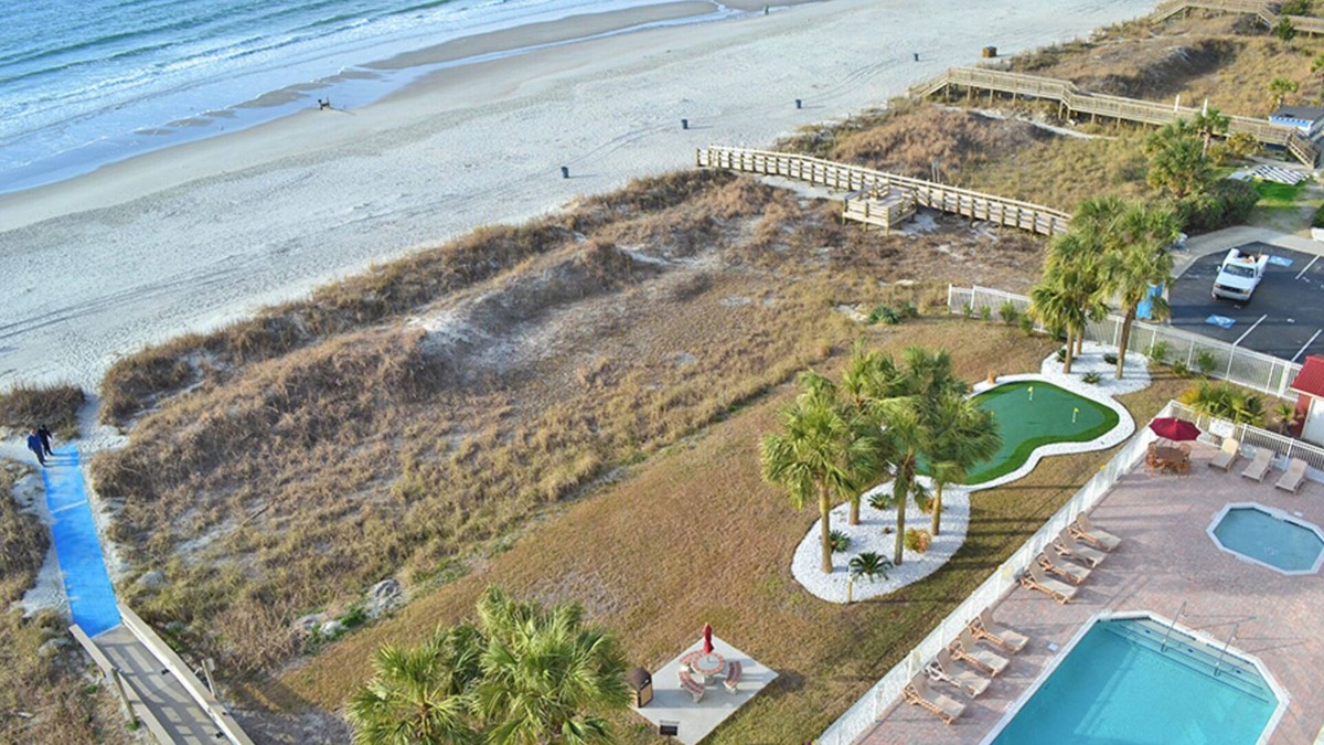 Ocean Drive Resort | Two Bedroom, Ocean Front, Luxury Condo, North Myrtle Beach 3211162