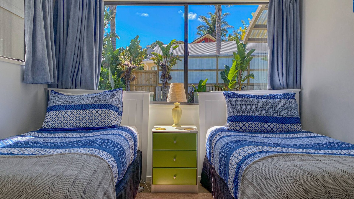Whitianga Apartment | Two-Bedroom Villa with Pool and Spa Access