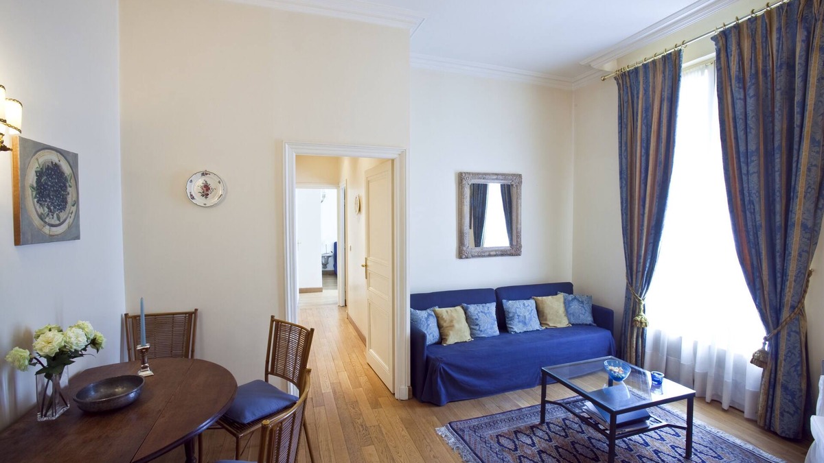 8th Arrondissement Apartment | Two Bedrooms Flat Close Place Vendome