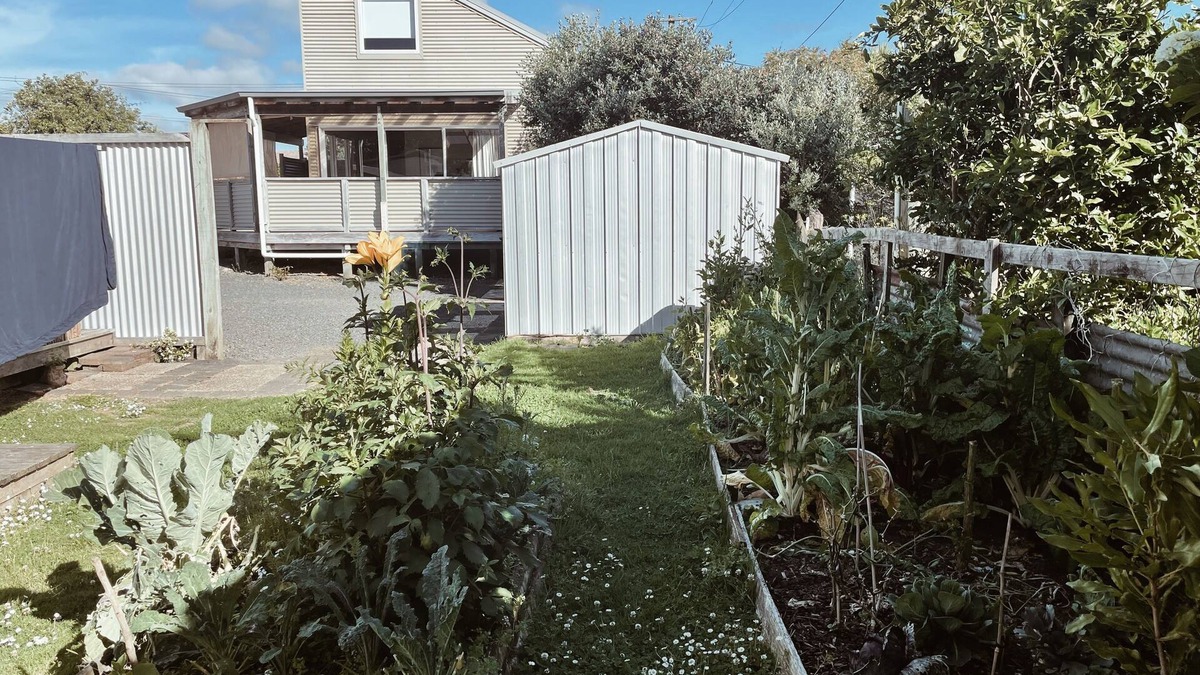 Raglan House | Two Homes, One Property!