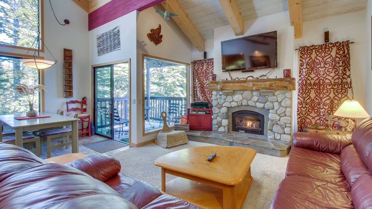 Mammoth Lakes Condo | Two-level, forest-view condo with deck - steps from the Village & Ski Back Trail