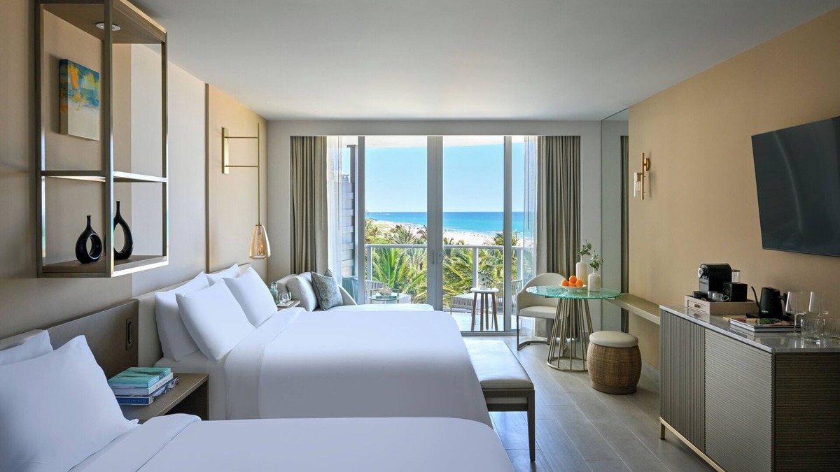 Singer Island Hotel | Two Oceanview Room | Perfect Getaway for Family Beach Escape