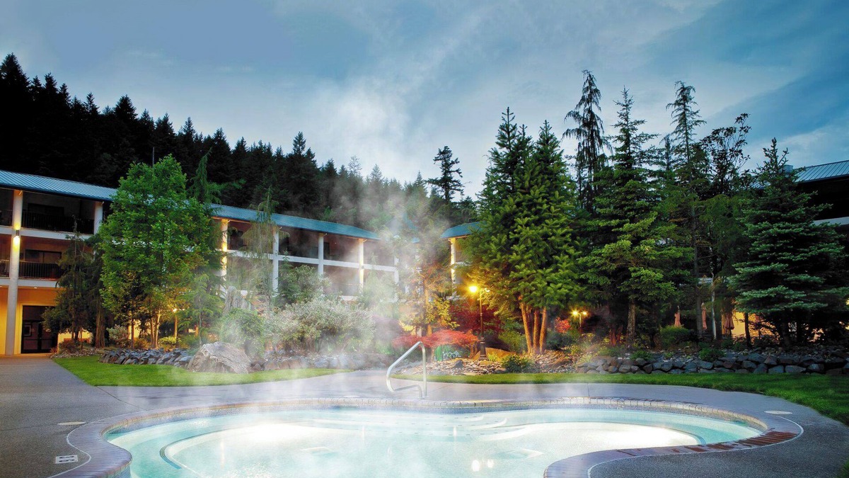 North Bonneville Resort | Two Queen with a Courtyard View