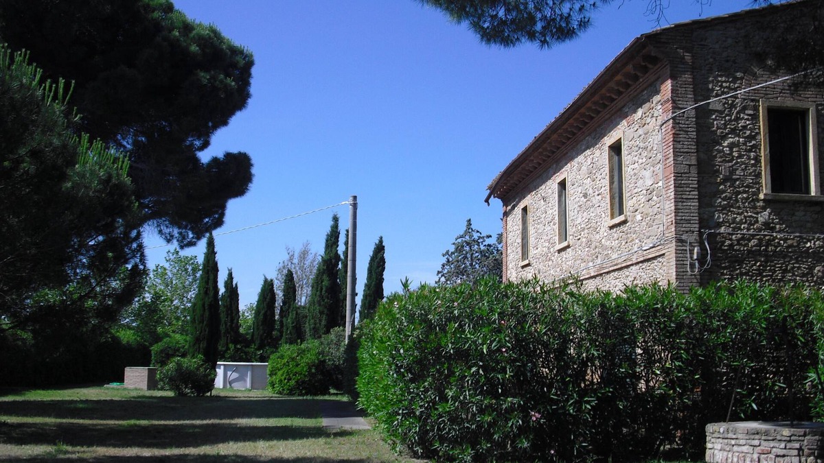 Bibbona House | Two-room apartment in a country house with park and swimming pool, near the sea.
