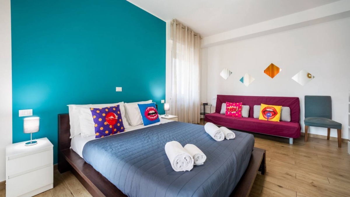 Borgo Milano Apartment | Two-room apartment with pop art vibes