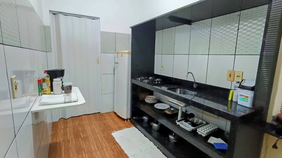 Barra Velha Apartment | TWO-ROOM APARTMENT NEAR THE BEACH (70 meters, 1 min walk)
