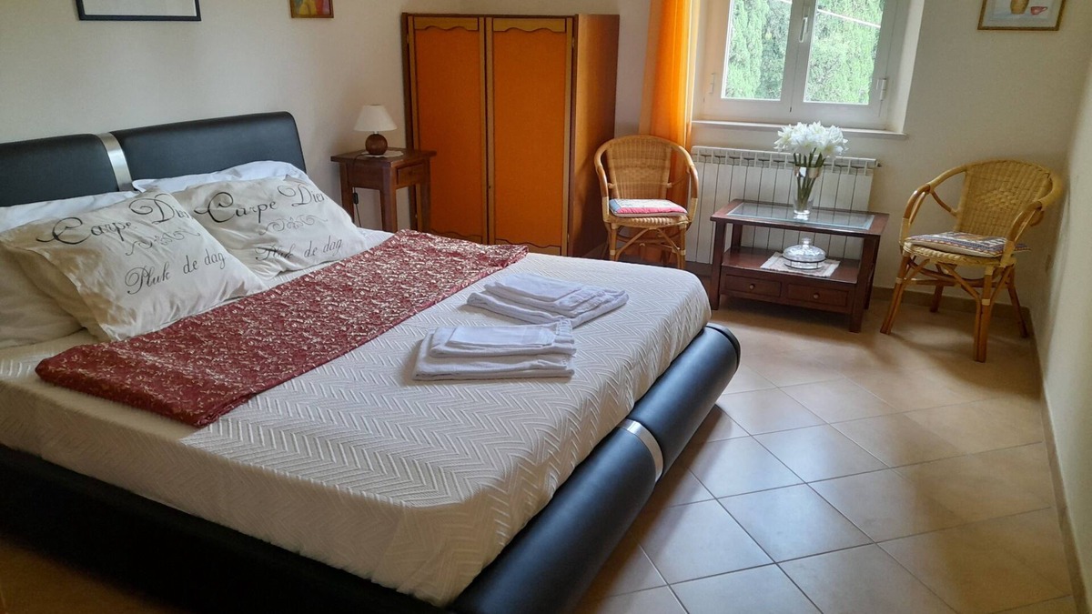 Giomici Other | Two rooms apartment with swimming pool in umbrian countryside