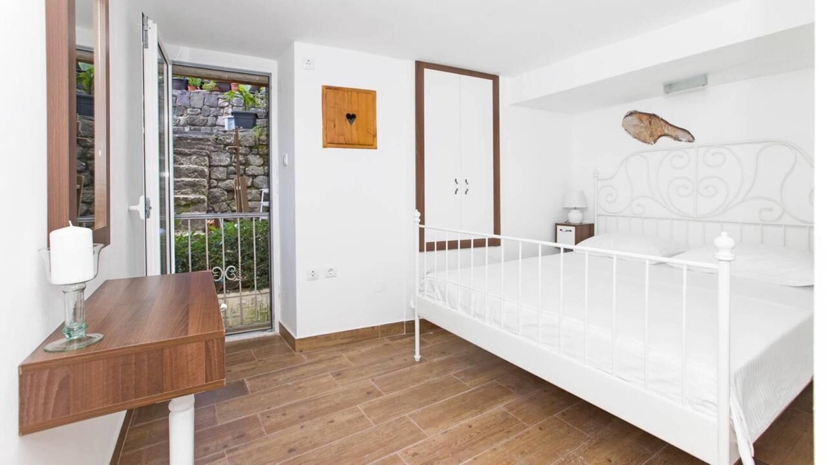 Kotor Old Town House | Two-storey Apartment With Charming Garden