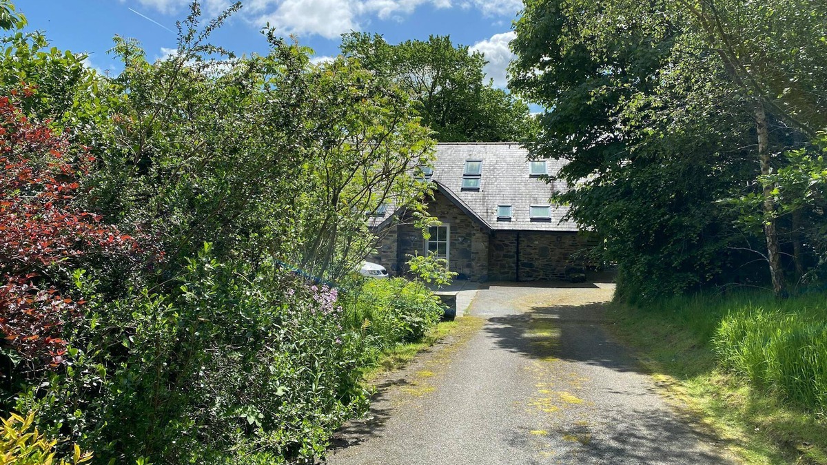 Tregaron Cottage | Ty Cellin, Tregaron - Two Bedroom Cottage, Sleeps 4