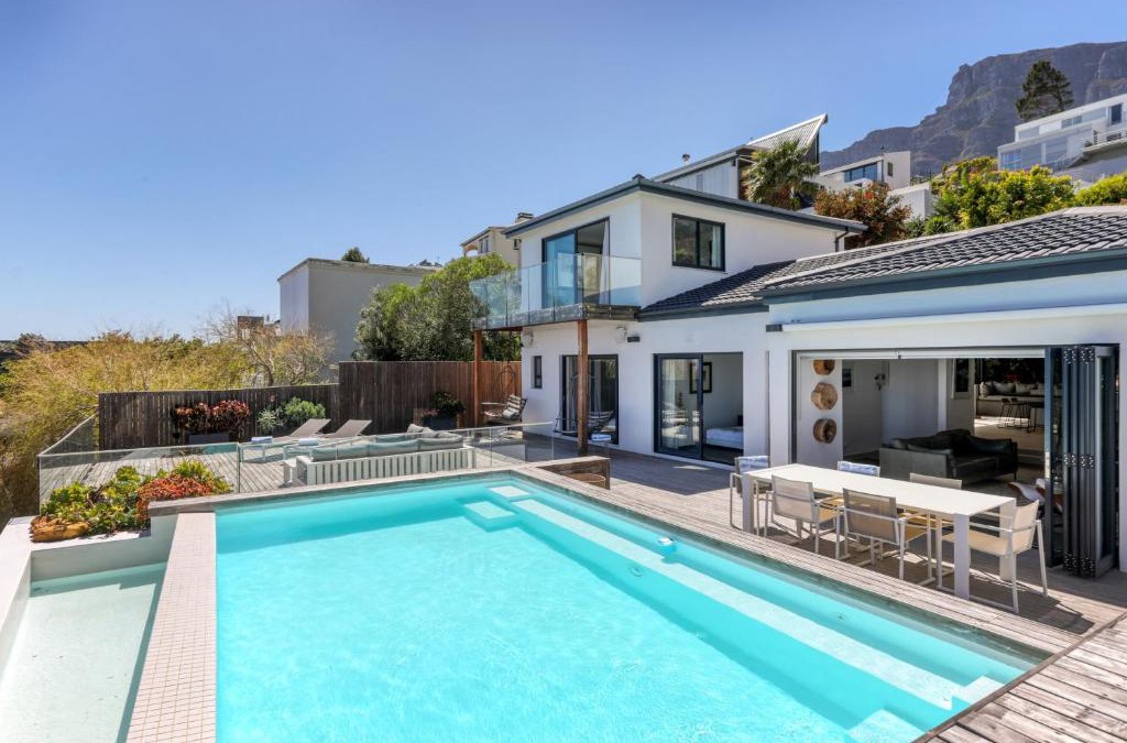 Camps Bay Villa | Ty Gwyn