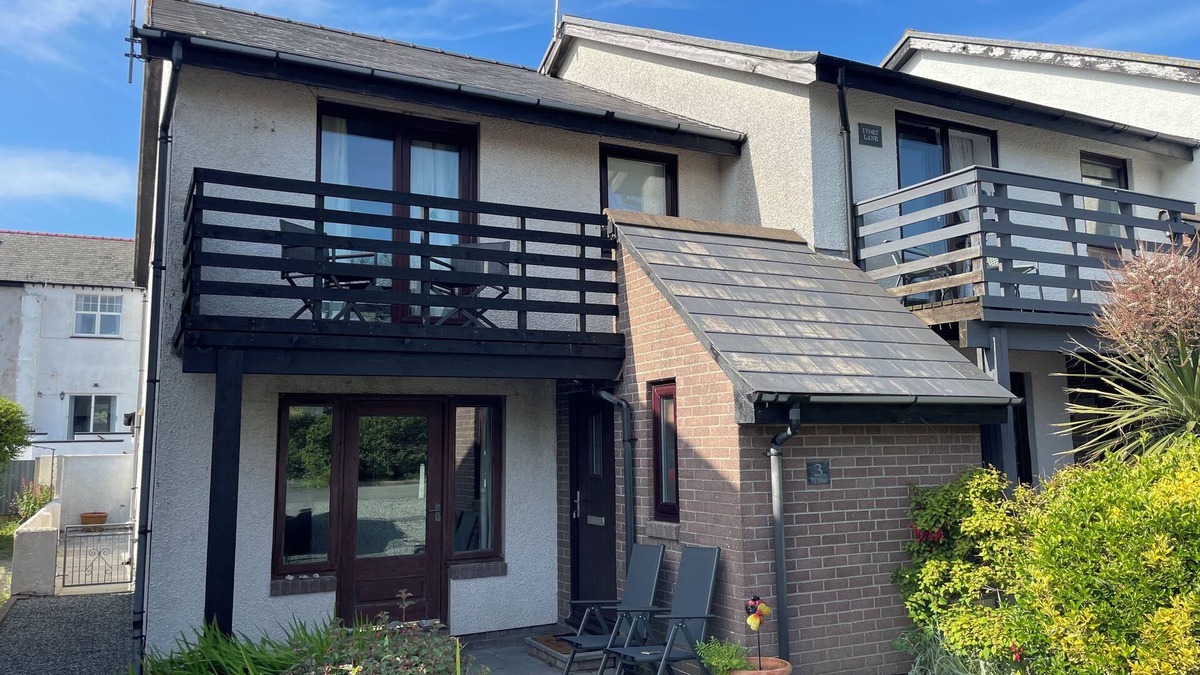Trearddur Bay Cottage | TY HAF, pet friendly, country holiday cottage in Trearddur Bay