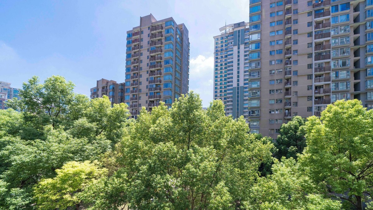 Xujiahui Bed & Breakfast | Tyms Cozy 3BR 2BA Escape Yongxin Century