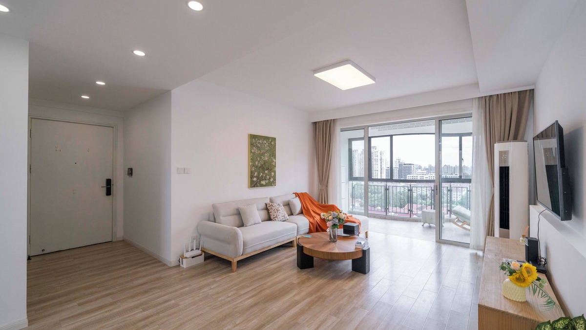 Changning Bed & Breakfast | Tyms Tianshan 4BR 2BA APT Residence