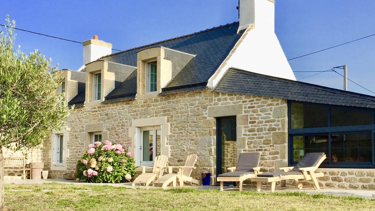 Penmarch House | Typical Brittany Fisher man House.Completely Renovated 800m from the Beach