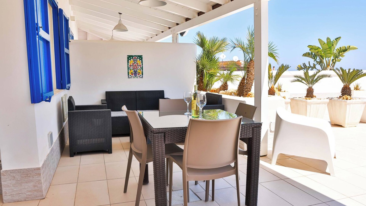 Alcamo Marina House | Typical house 200 meters from the sea wi fi car rental
