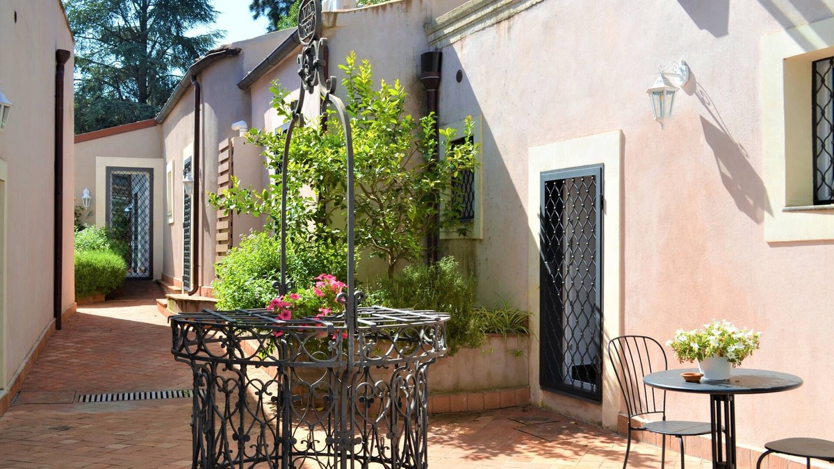 Valverde Villa | Typical villa of '800, renovated, ideal location for visiting Etna and the sea