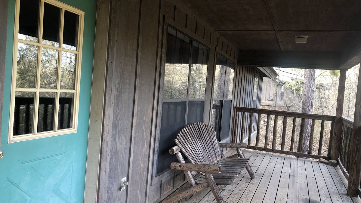 Huntsville Cabin | Tyson Lodge in the heart of the Ozark Wilderness