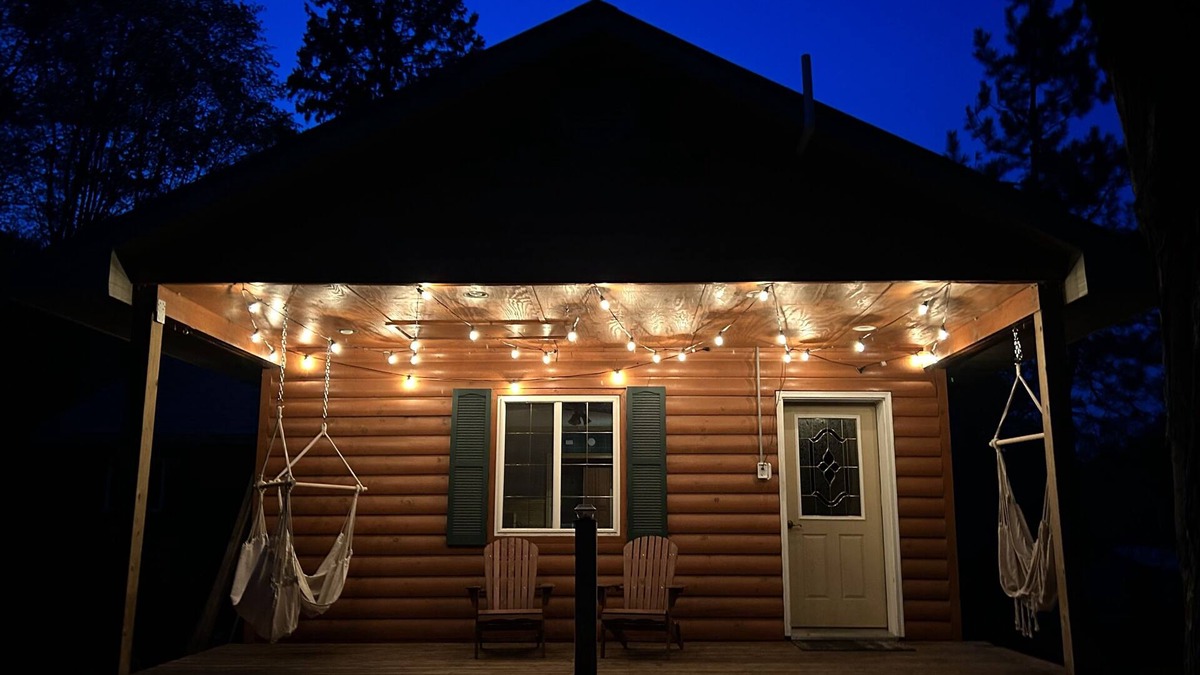 Newberry Cabin | U.P. Woodsy Cabin Retreat: central location, sauna, AC, sleeps 13!