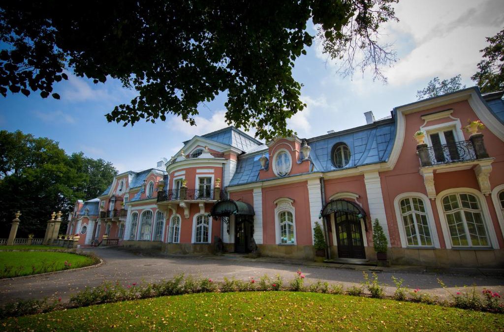 Gorlice Hotel | U Schabińskiej - Pałac w Gorlicach