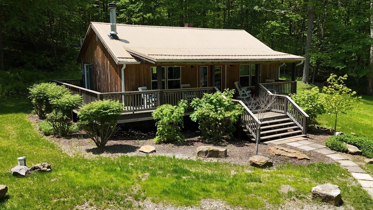 Farmington Cabin | Uber Private, Luxury Cabin minutes from downtown Ohiopyle