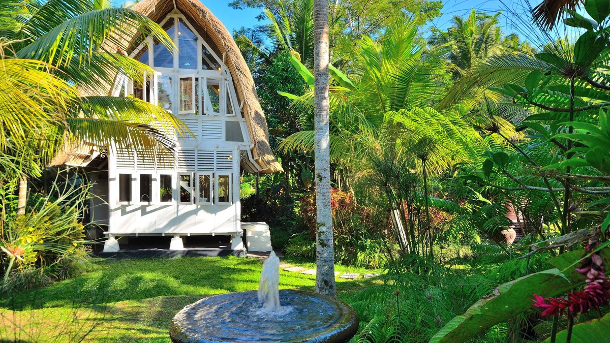 Melayang Villa | UBUD HONEYMOON VILLA With Private Pool | Honeymooner's Romance in the Ricefields