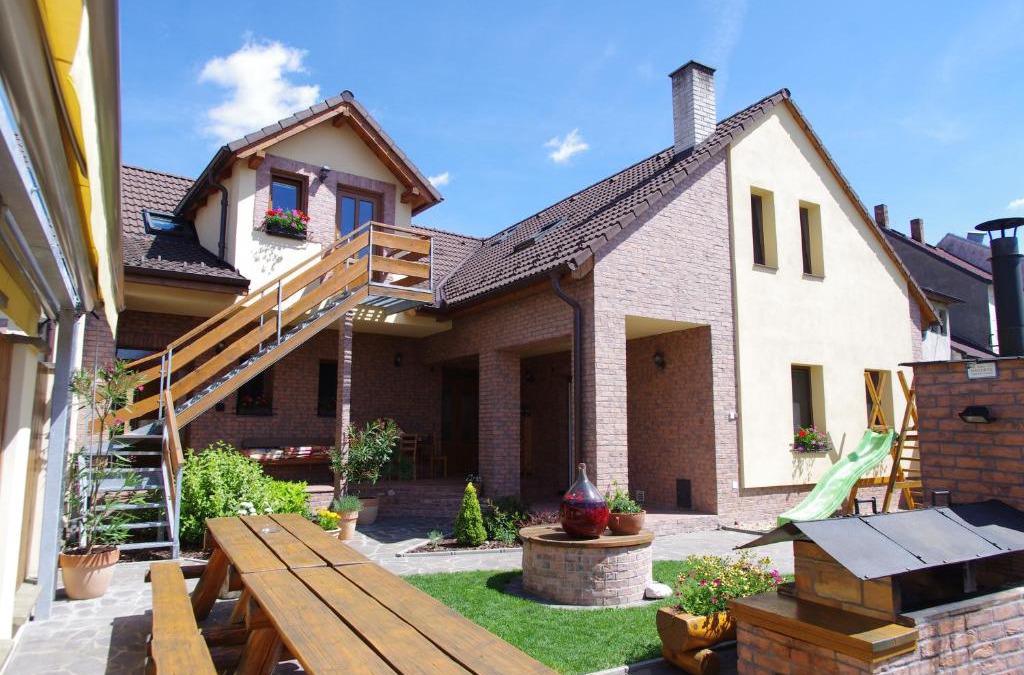 Lomnice nad Luznici Apartment | Ubytování a apartmány Sluníčko