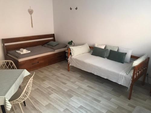 Dubne House | Ubytování u chalupy