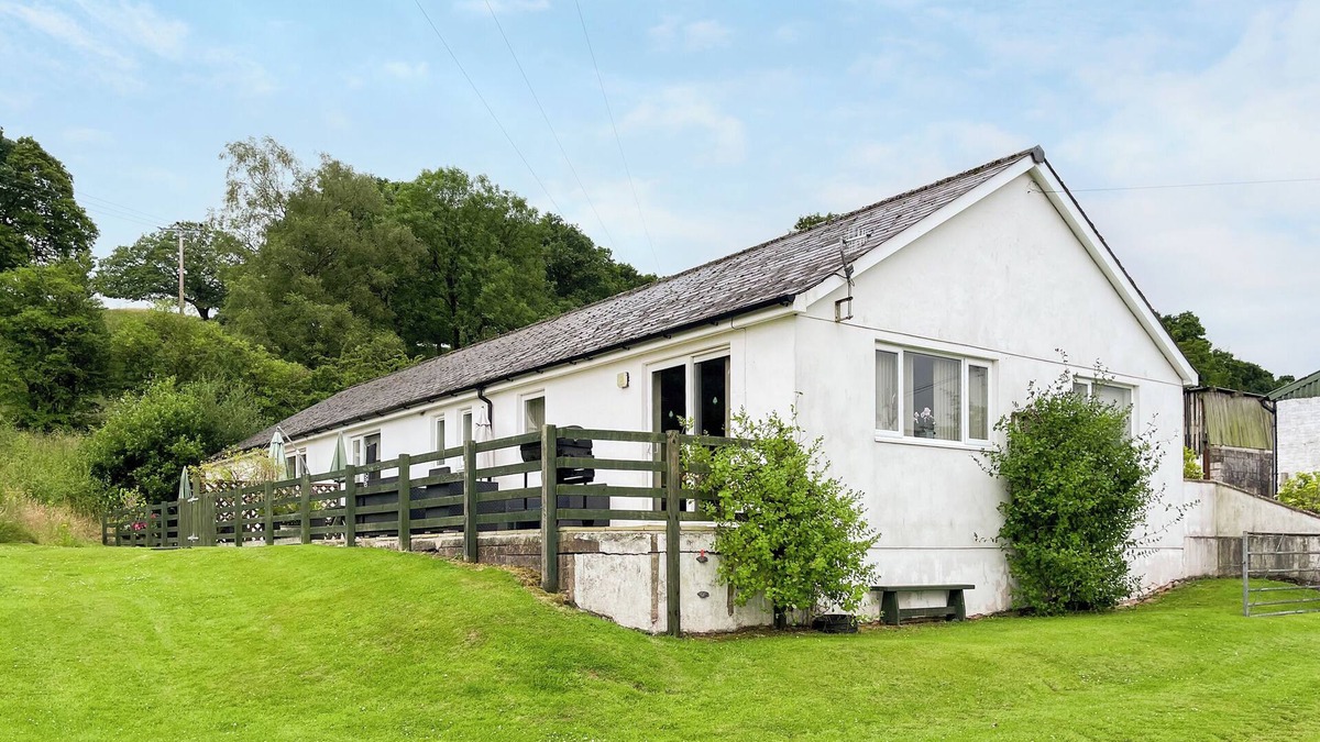 Newton Stewart Cottage | UK47550 - Cairnsmore Cottage