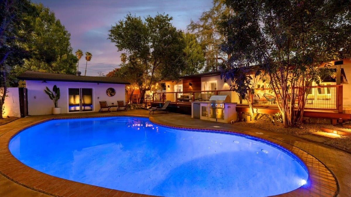 West Hills Villa | Ultimate LA Villa: Htd Pool, Ping Pong, BBQ, Gym