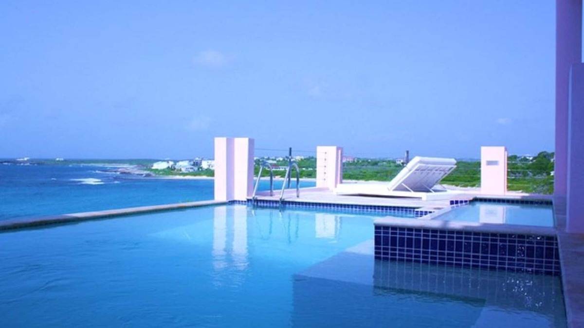 East End Village Villa | Ultimate Luxury Villa 2 pools,theater,panoramic Ocean views, entertainment mecca