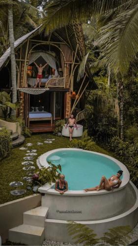 Tampaksiring Villa | umatreehouse