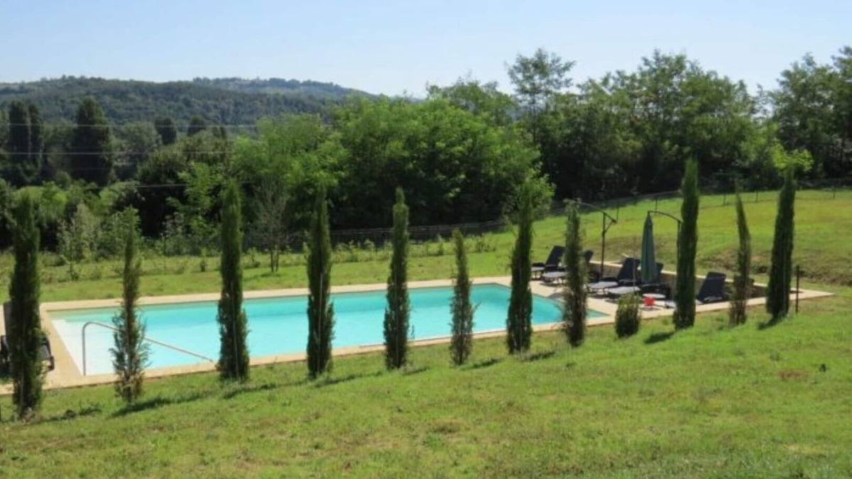 Umbertide Villa | Umbrian living, 16 guests suitable families/fiends. Two pools! multiple kitchens