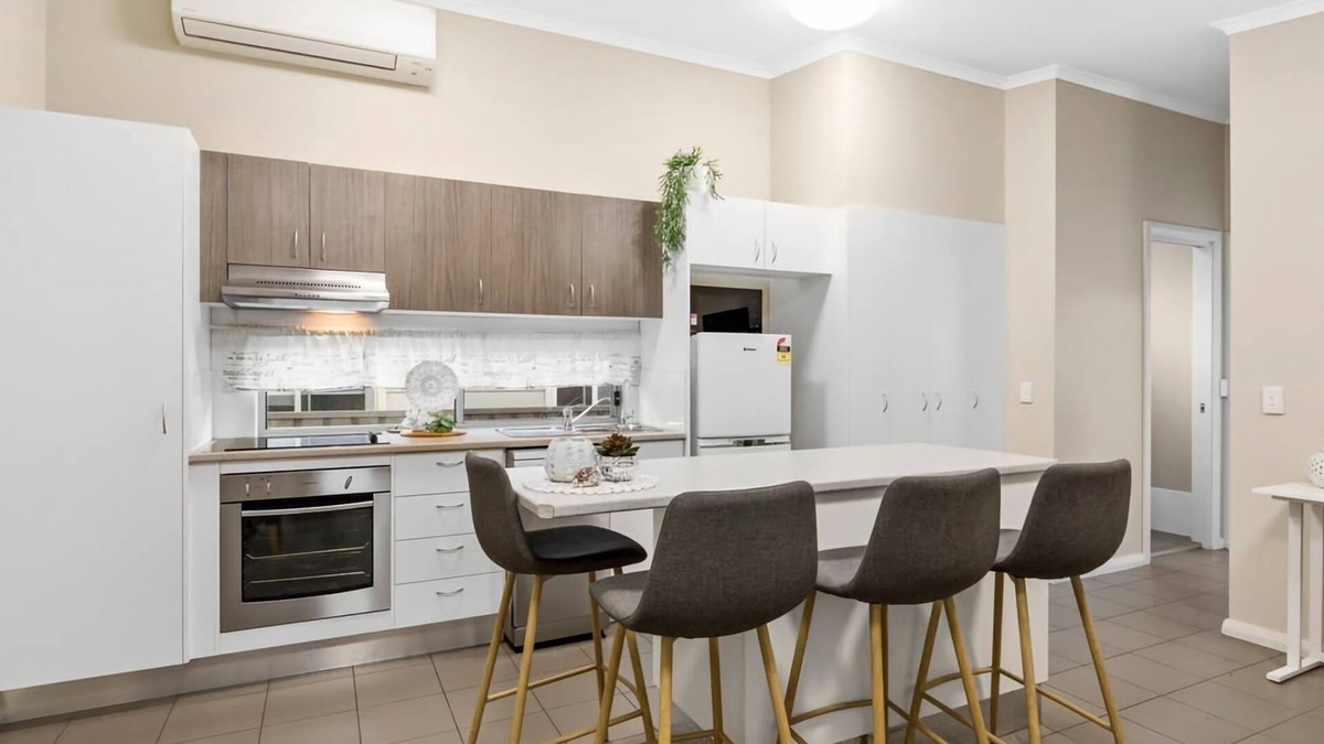 Umina Beach House | Umina Myrtle Bungalow Sleeping 4 Guests