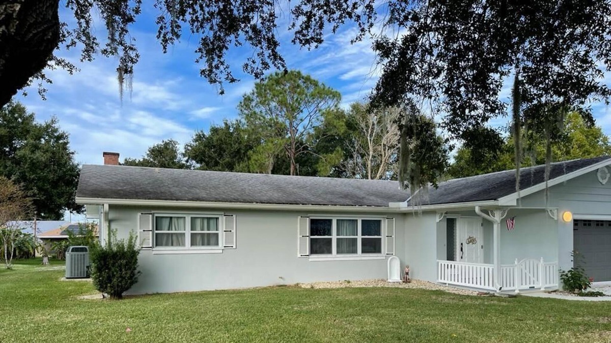 Sebring House | Una bella casa , en las cercanías del lago Jackson a solo 5 min de la propiedad