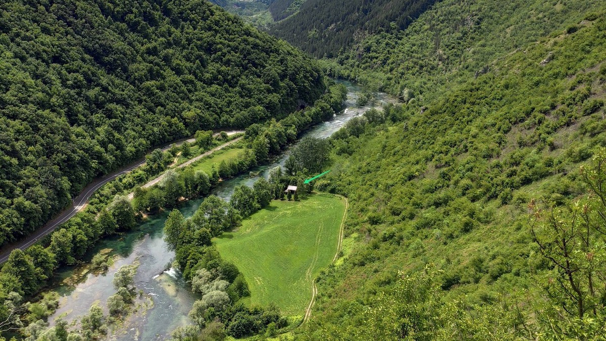 Mali Radic Cabin | UNA CANYON PARADISE