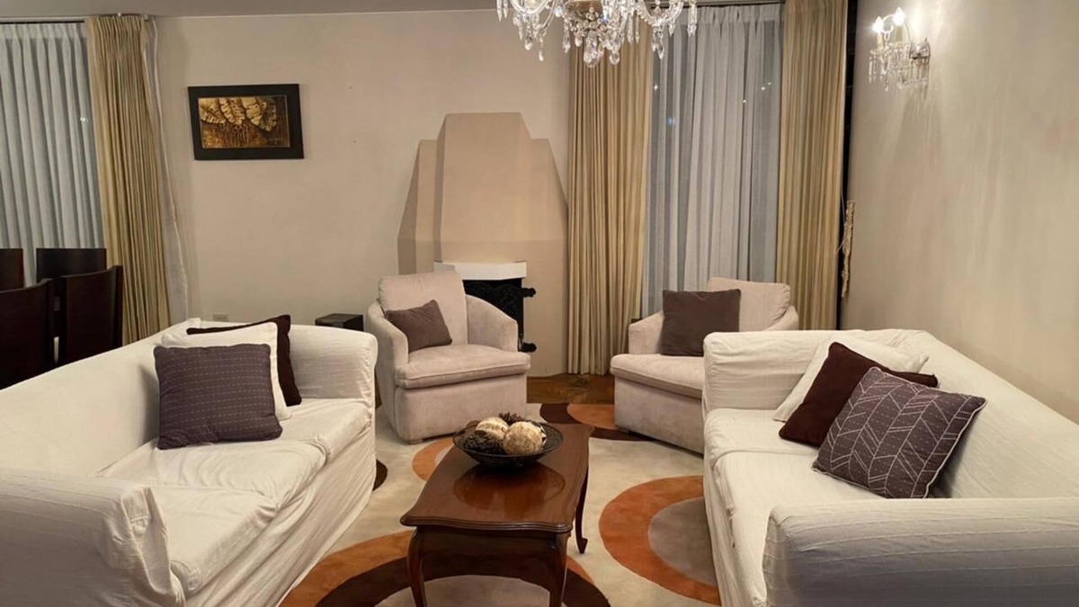 Mercado 16 de Julio Apartment | Unbeatable location Apartment in San Miguel