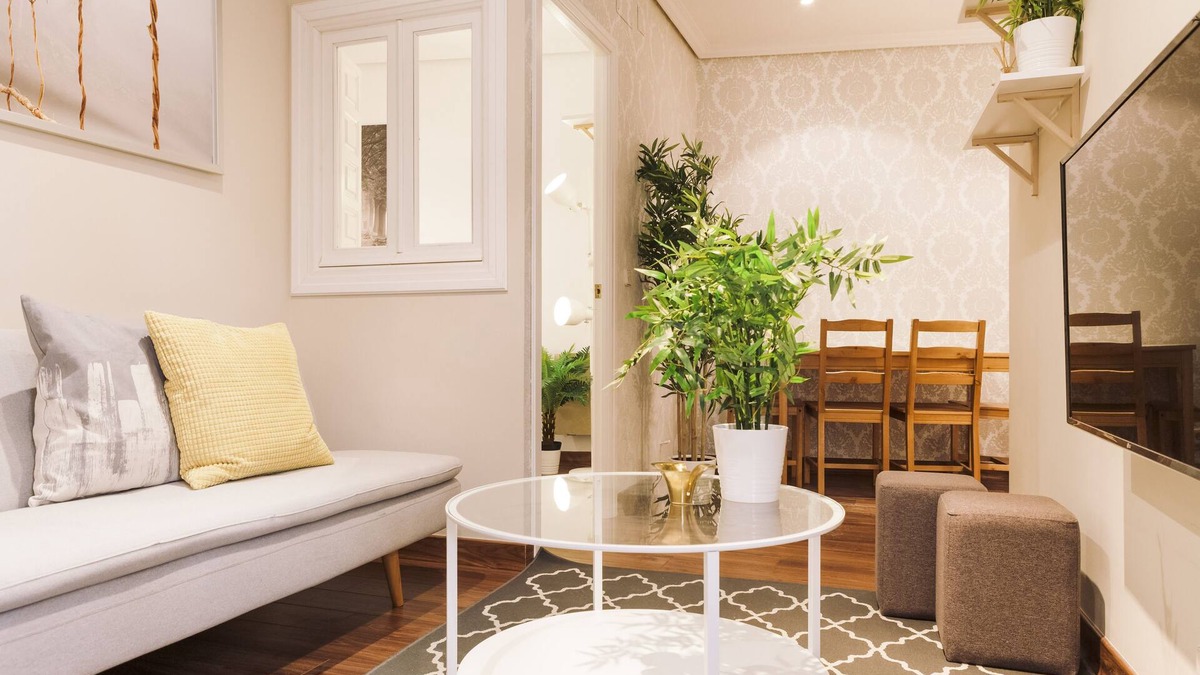 Sol Apartment | ✴Unbeatable location✴- "Sol&Mayor"- business&family 👨👩👧👧 Nespresso+ WIFI