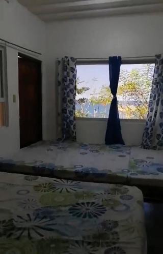 Luna Bed & Breakfast | Uncle Bob&Tere's Beachfront House