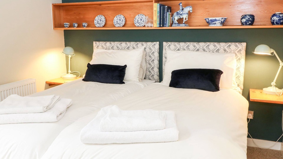 Stroud Cottage | Under Catswood