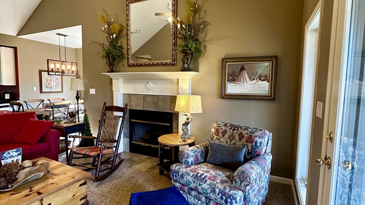 Mount Ida Condo | Unforgetable Large 2BR/2Bath, with lake access on Lake Ouachita and lake view