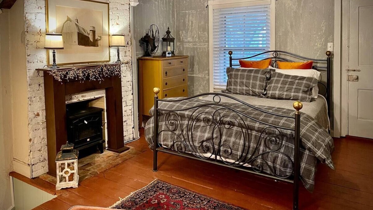 Bolivar House | Union Street Carriage Quarters