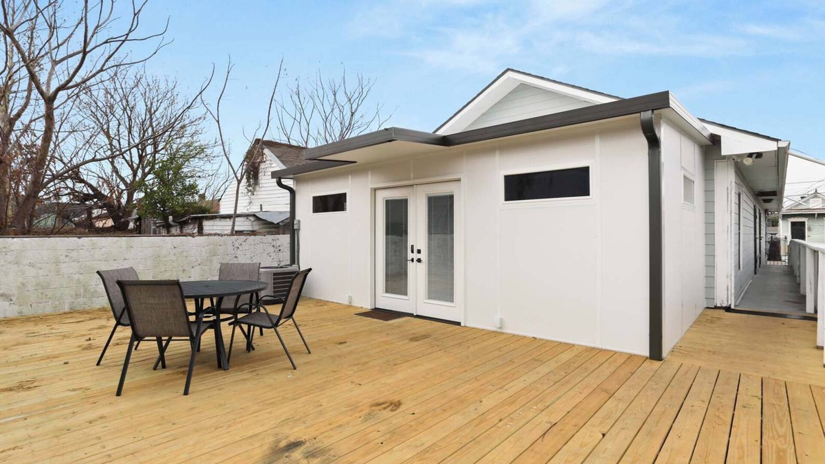 Seventh Ward House | Unique 1BD 'Urban Cabin' close to French Quarter