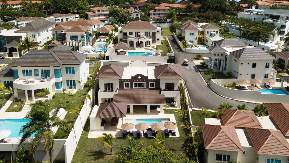 Los Brazos Villa | Unique 6 bedroom luxury vacation villas