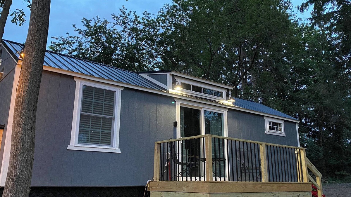 Hammondsport Cottage | Unique and secluded Tiny House located close to Keuka Lake and the wine trail.