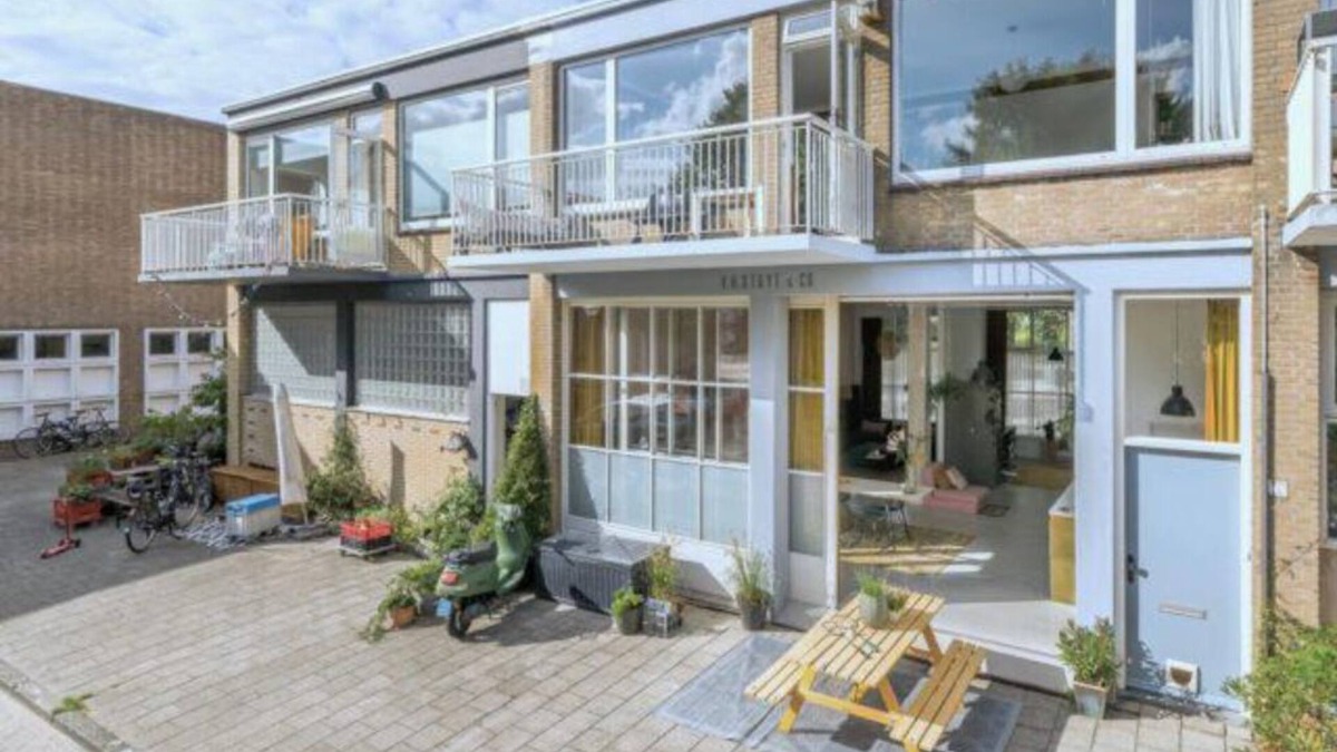 Nieuw-West House | Unique and spacious family home in Amsterdam West